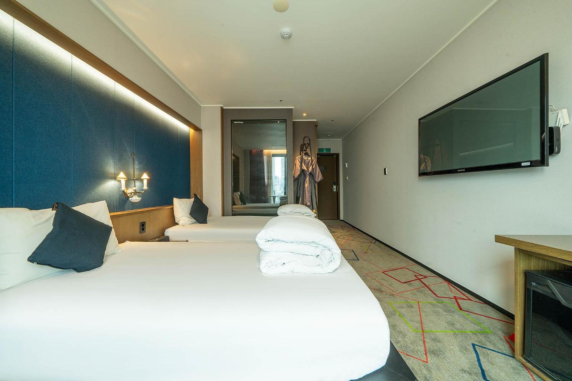 South Vandeco Hotel Пусан Екстериор снимка