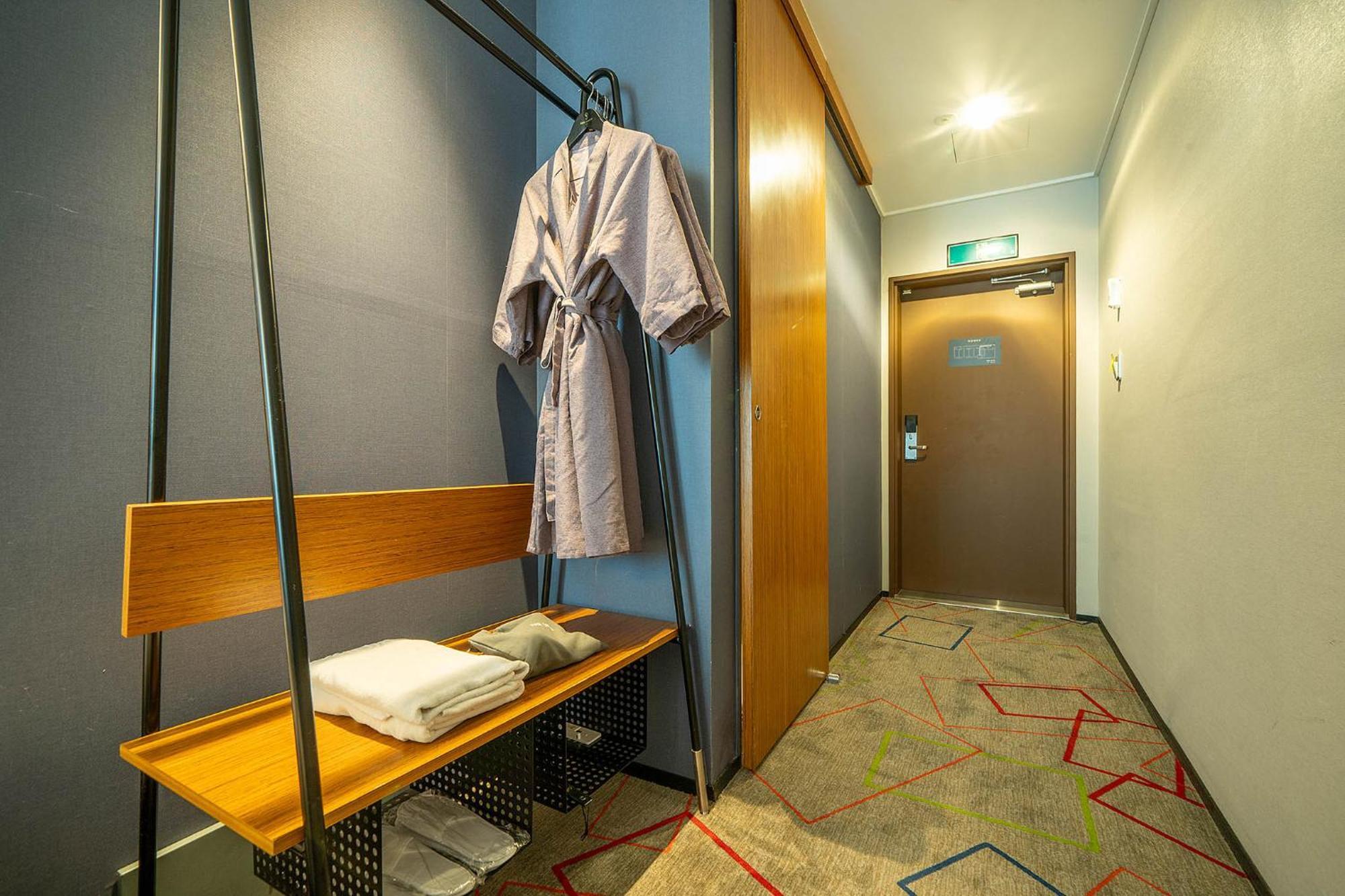 South Vandeco Hotel Пусан Екстериор снимка