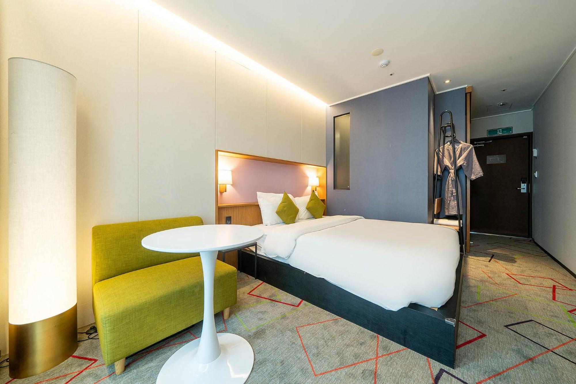 South Vandeco Hotel Пусан Екстериор снимка