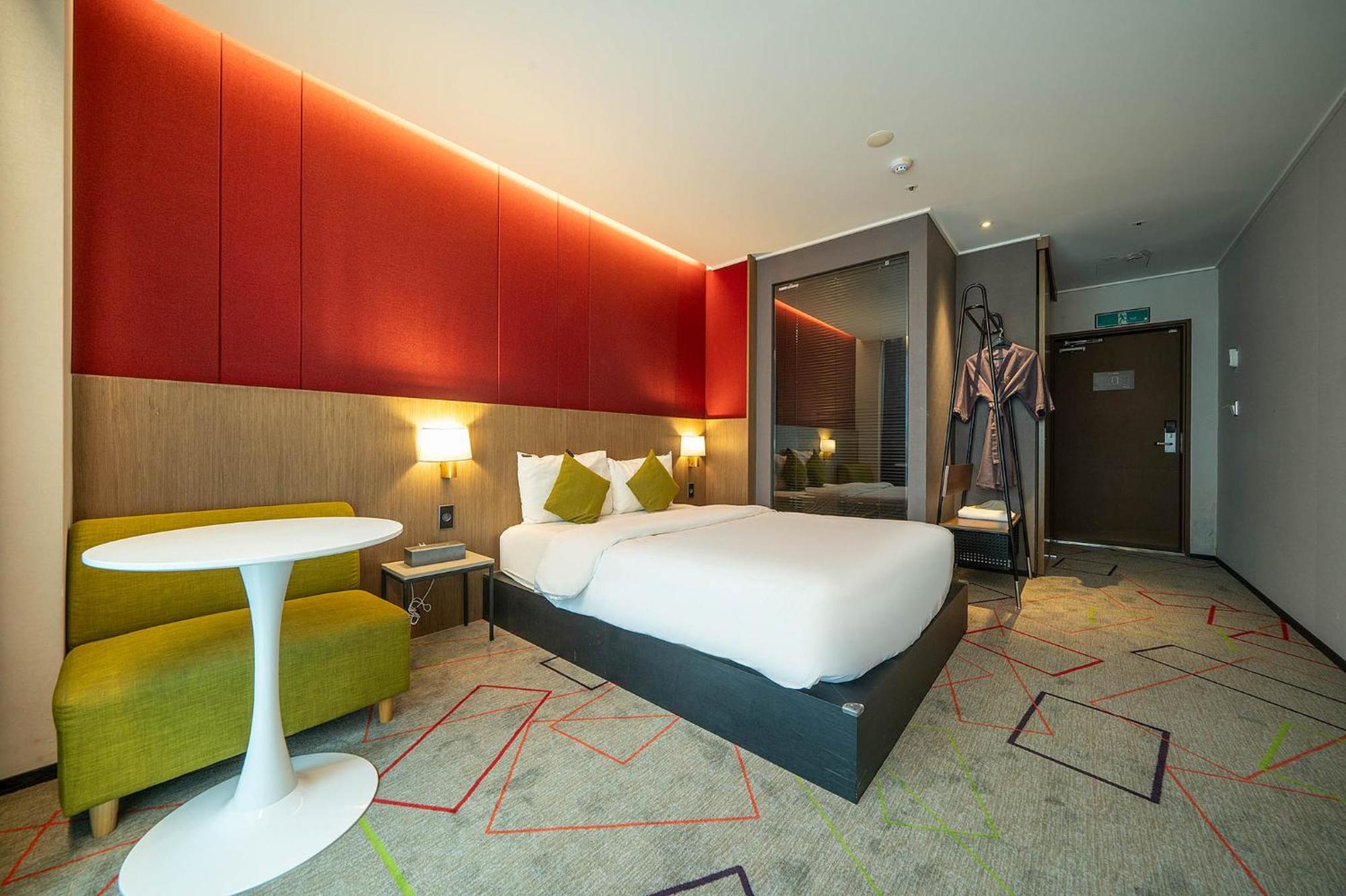 South Vandeco Hotel Пусан Екстериор снимка